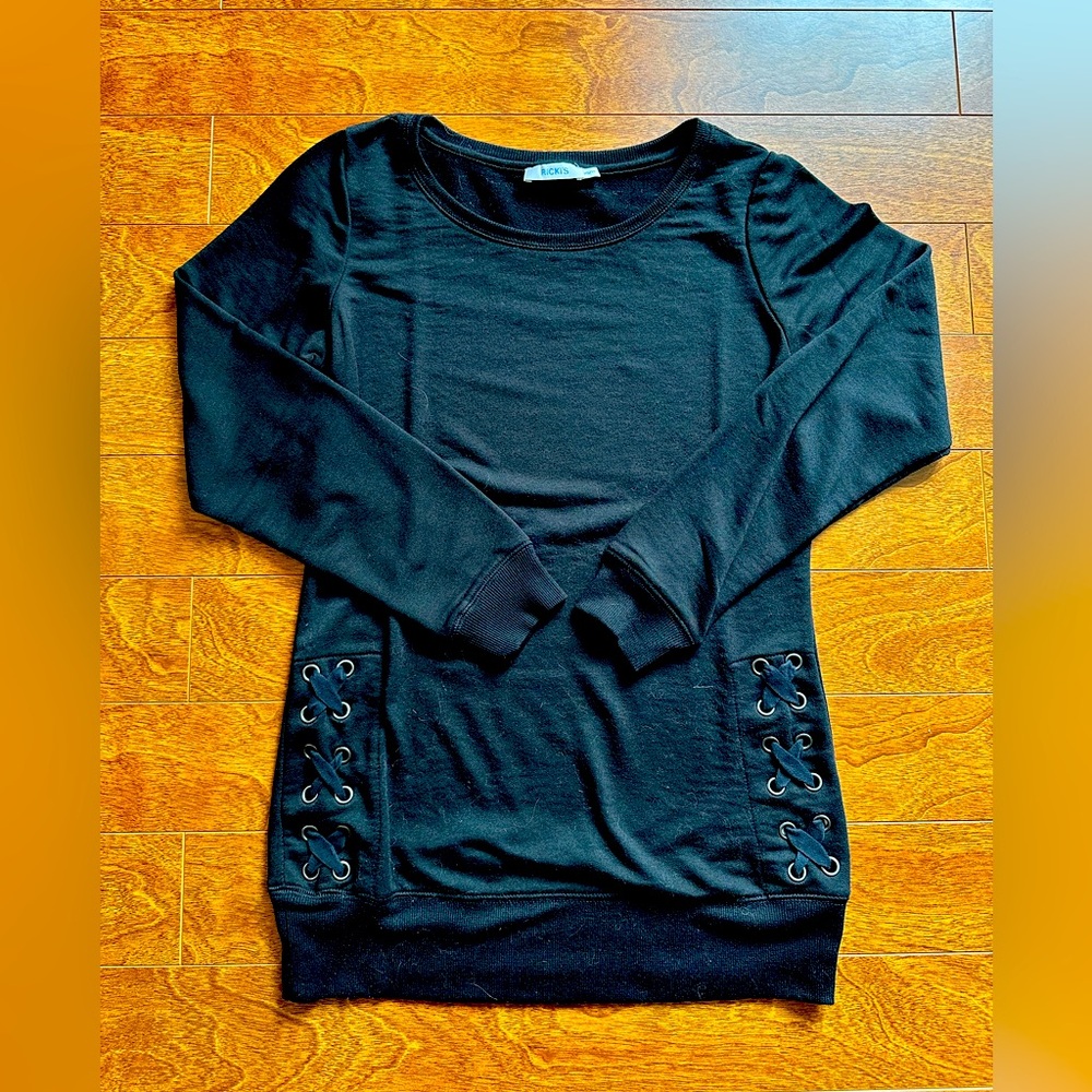 Ricki’s Rock & roll sweater